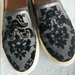 Givenchy black velvet printed slip on sneakers